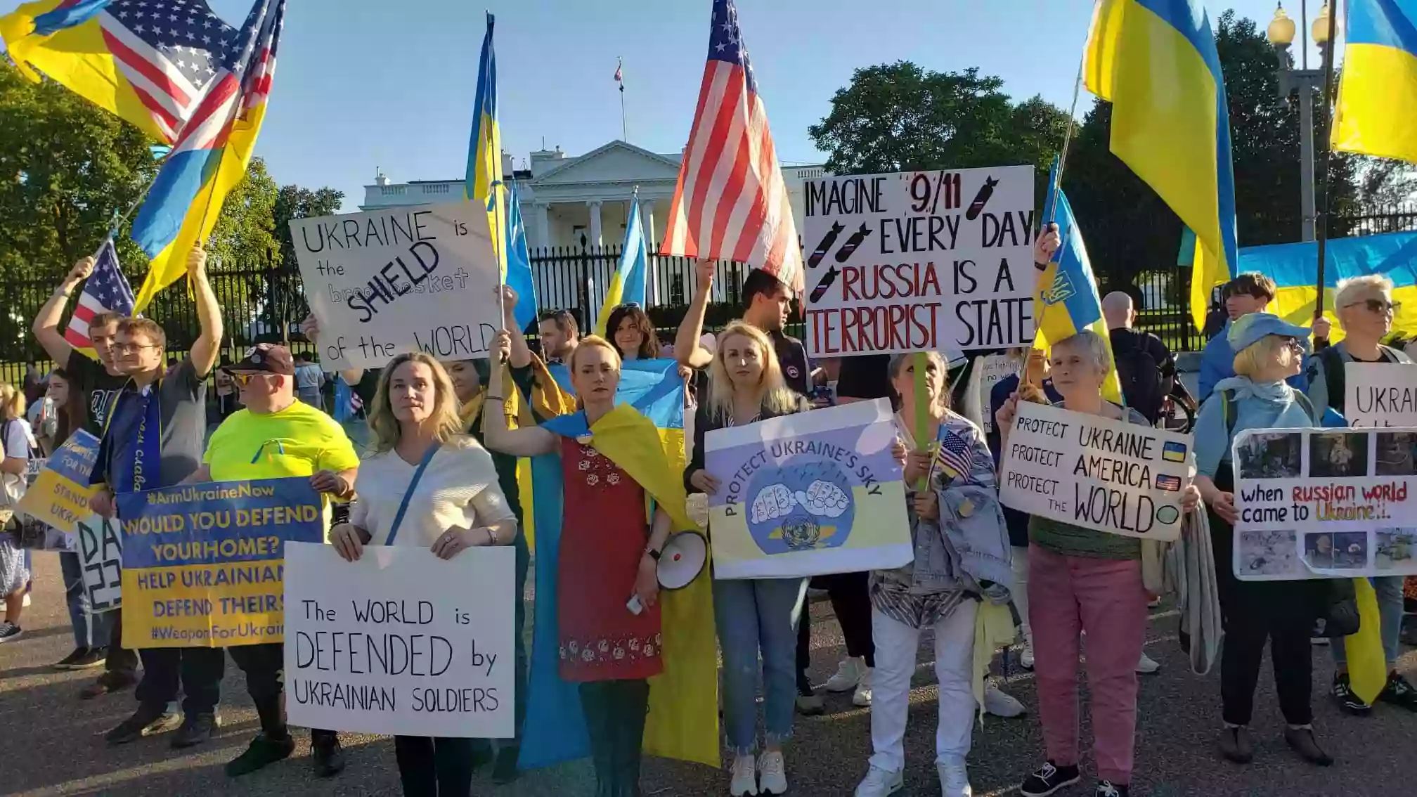 Створено нову організацію, щоб посилити акції на підтримку України по всьому світу