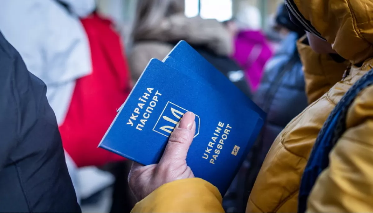 «Опора» збирається дослідити настрої українців, які знайшли тимчасовий притулок за кордоном