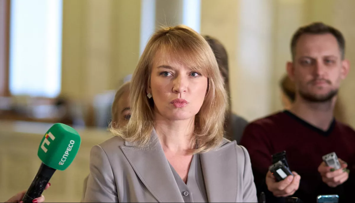 «Рух Чесно»: голова партії «Слуга народу» Олена Шуляк програла суд громадському активісту