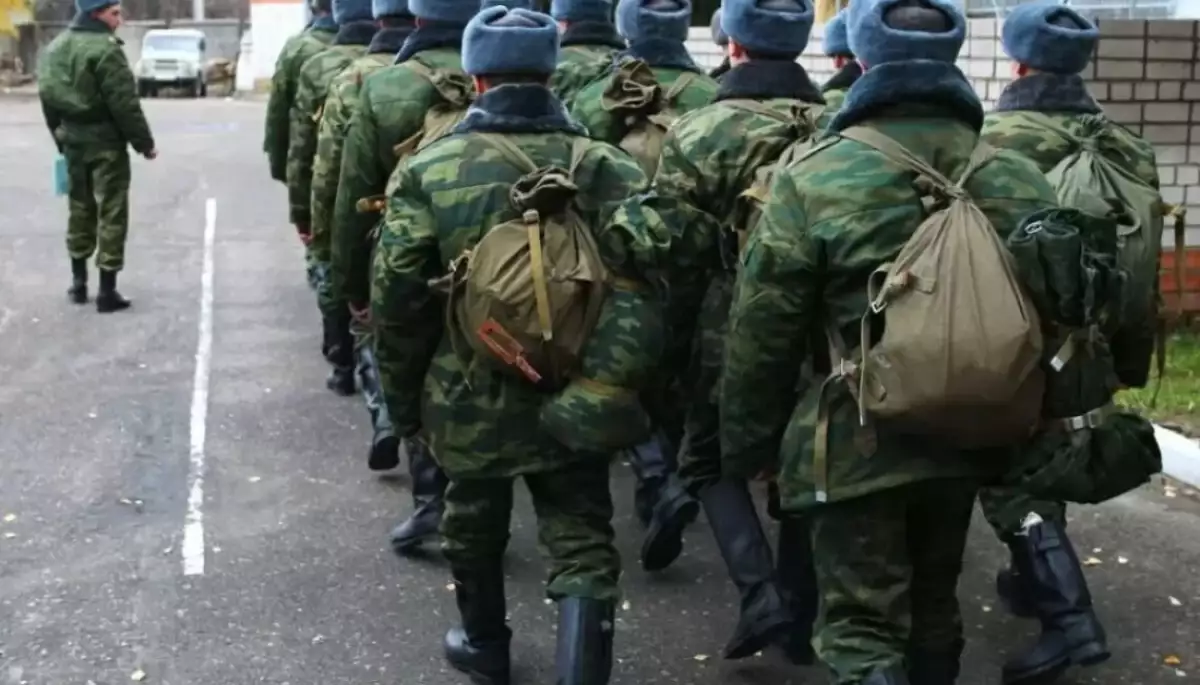 КримSOS: новий російський законопроєкт унеможливлює відмову кримчан від призову до окупаційної армії