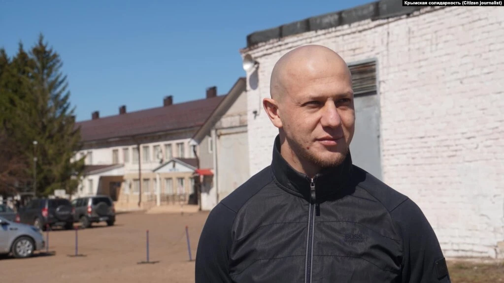 Кримськотатарський політв’язень Арсен Джеппаров, незаконно засуджений у справі «Хізб ут-Тахрір», вийшов на волю
