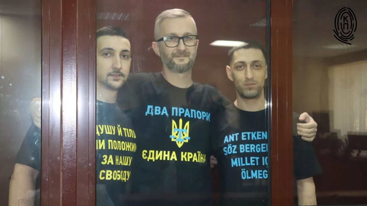 Кримських політв’язнів Нарімана Джеляла та Азіза Ахтемова етапують до міста Мінусінськ у Східному Сибіру