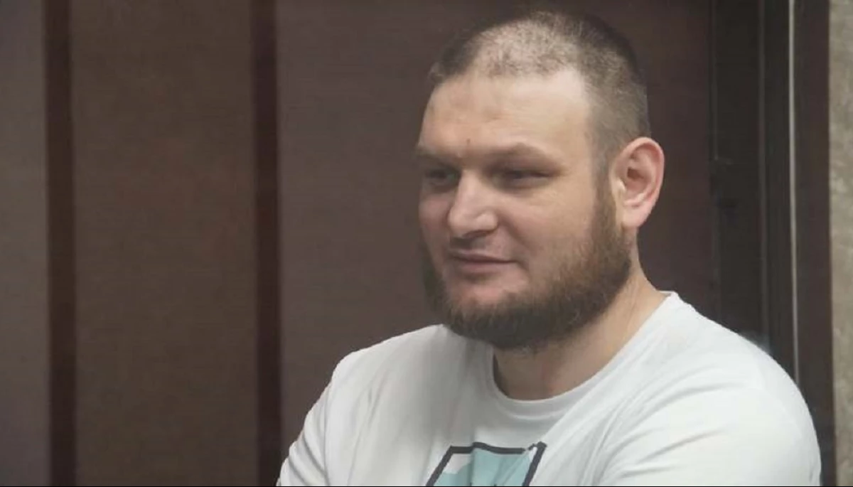 Громадянському журналісту Ремзі Бекірову у російській колонії не дають читати намаз
