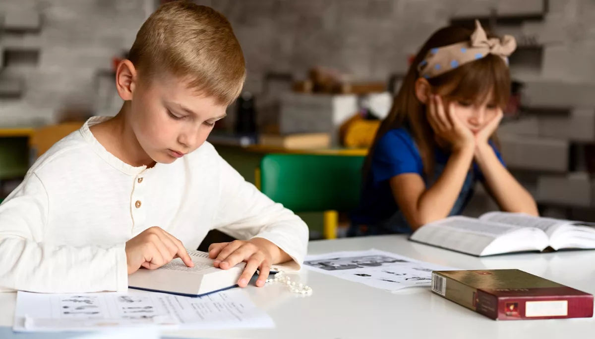 Як допомогти дитині відновити навчання під час війни: сім порад Як допомогти дитині відновити навчання під час війни: сім порад