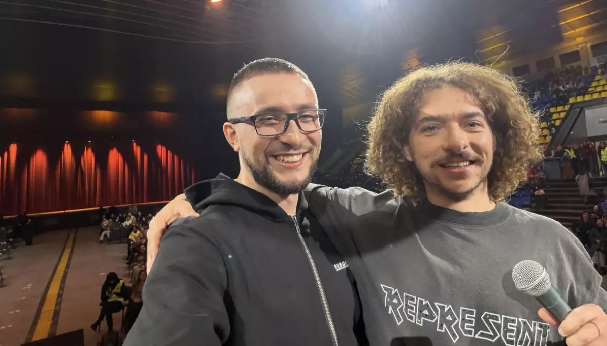 Стерненко, Байдак та інші: Зеленський нагородив низку волонтерів відзнакою «Золоте серце»