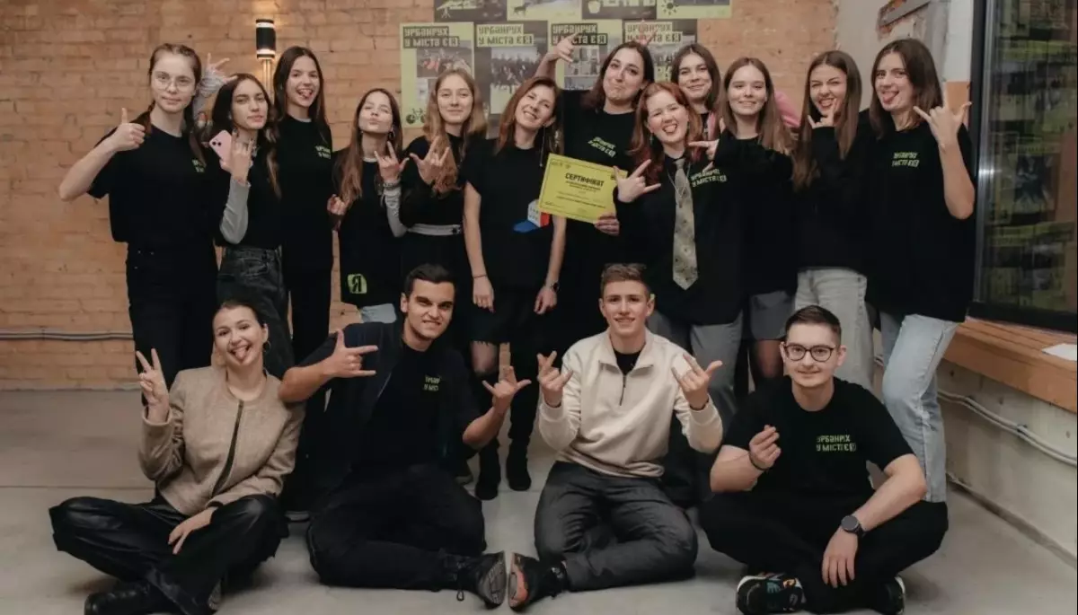 Підлітки, які вже змінюють міста: чому це важливо для майбутньої відбудови України Підлітки, які вже змінюють міста: чому це важливо для майбутньої відбудови України